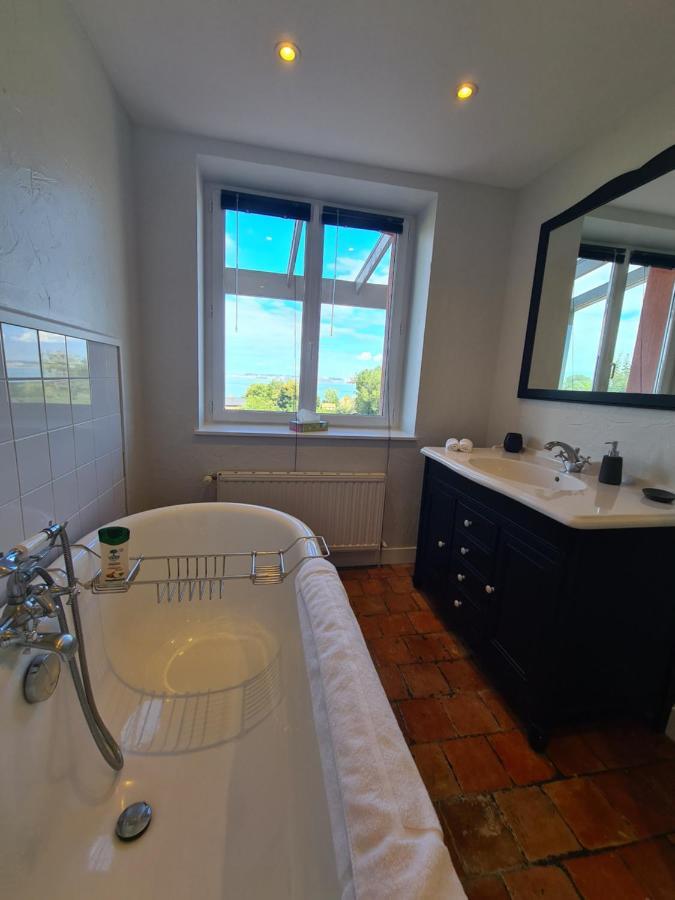 Chambre Lit Queen-Size - Vue sur Mer