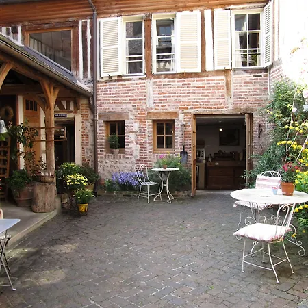 A L'ecole Buissonniere-3