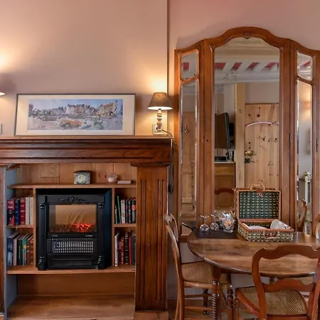 La Maison de Honfleur Bed&Breakfast-3